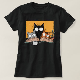 Camiseta Ilustração de gatos engraçados lendo