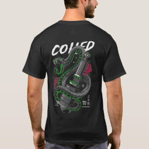 Camiseta Ilustração de Peças de Carro Enroladas com cobra