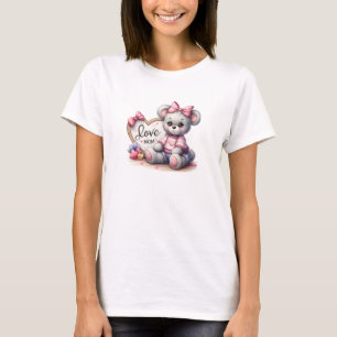 Camiseta Ilustração de ursinho de pelúcia com cartaz Amor M