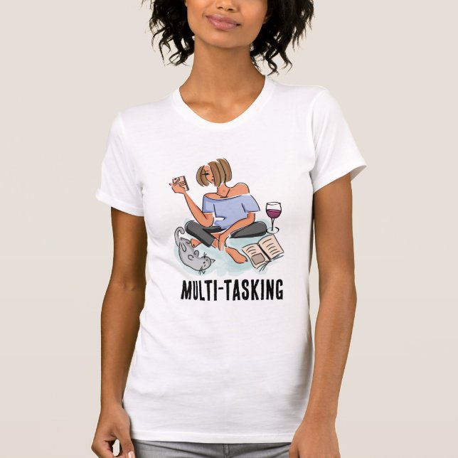Camiseta Ilustração Feminina Multitarefa (Frente)