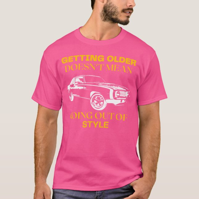 Camiseta im not old im classic Muscle Car Enthusiast boy (Frente)