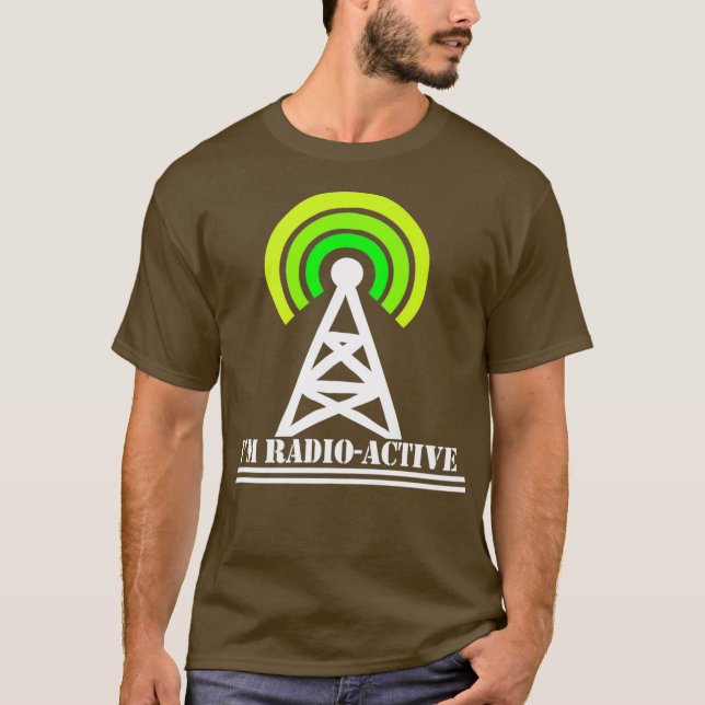 Camiseta Im Radio-Active With Tower Antenna Funny Ham Men (Frente)