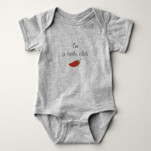 Camiseta im um bodysuit pequeno do bebê do pimentão