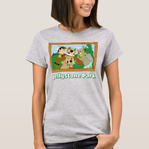 Camiseta Imagem da Floresta Enquadrada por Yogi Bear e Amig