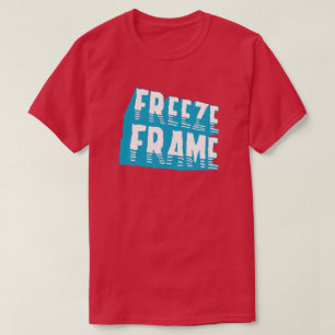 Camiseta Imagem de Frame Imobilizado com Pop de Tipografia