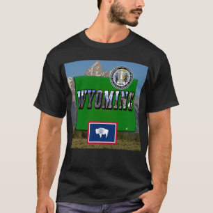 Camiseta Imagem e texto em Wyoming, Mapa, Sinalizador e Sel