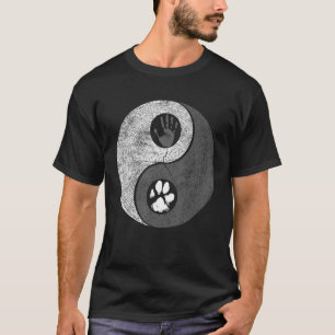 Camiseta Impressão de Mão e Pata de Yin Yang Humano e Cão Y