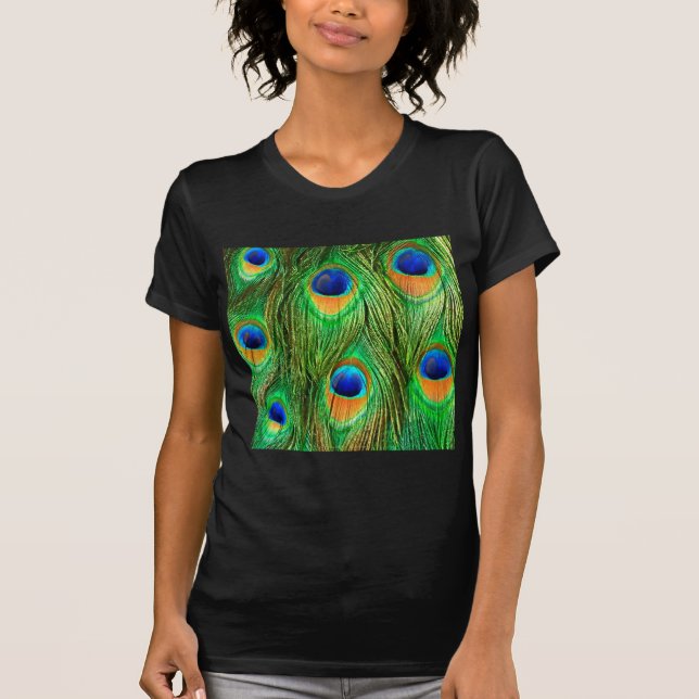 Camiseta Impressão de Penas de Peacock Coloridas (Frente)