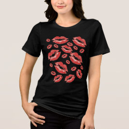 Camiseta Impressão Labial Vermelha Galante e Divertida