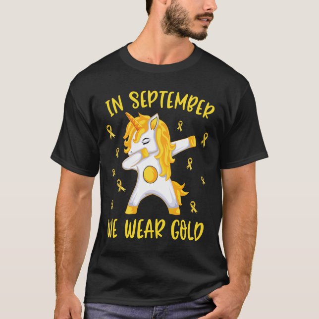 Camiseta In September We Wear Gold Unicorn Childhood Cancer (Frente)
