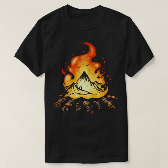 Camiseta Incêndio De Acampamento Com Montanhas Em Acampamen (Frente do Design)