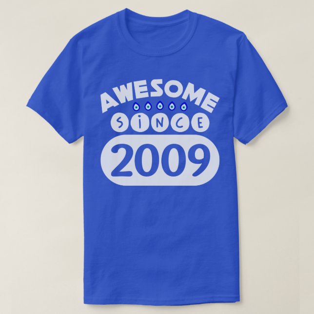 Camiseta Incrível Desde 2009 (Frente do Design)