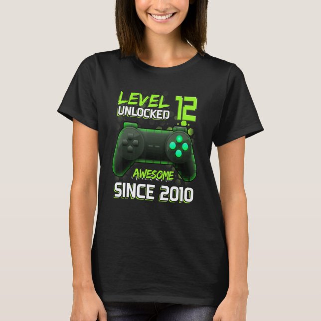Camiseta Incrível Desde 2010 Videos games C Desbloqueados D (Frente)