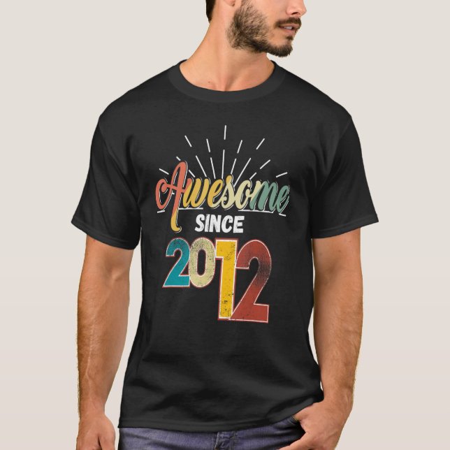 Camiseta Incrível Desde 2012 11rua Aniversário Rainbow Vint (Frente)