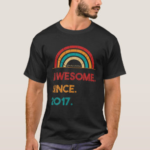 Camiseta Incrível Desde 2017 5 Birthday Rainbow Nascer Gift