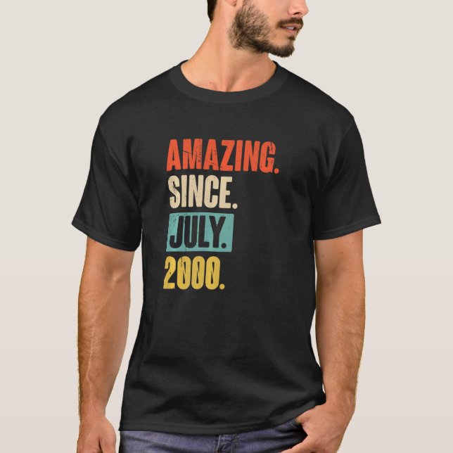 Camiseta Incrível desde julho de 2000 22 anos 22 anos (Frente)