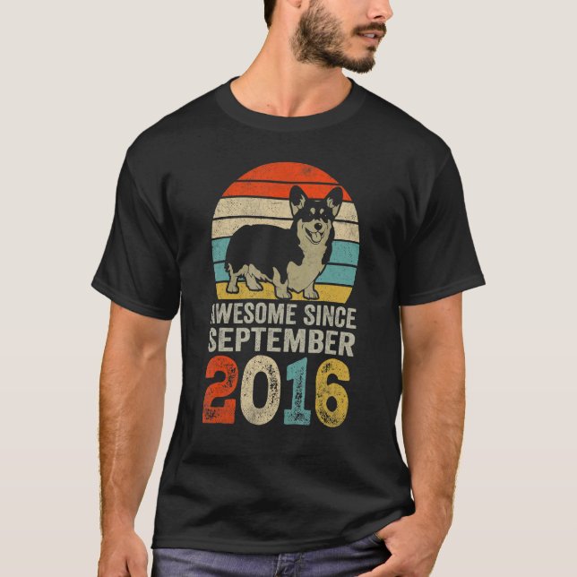 Camiseta Incrível Desde setembro de 2016 Cão de Aniversário (Frente)