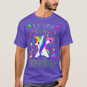 Camiseta Incrível É o aniversário de meus irmãos pelo a