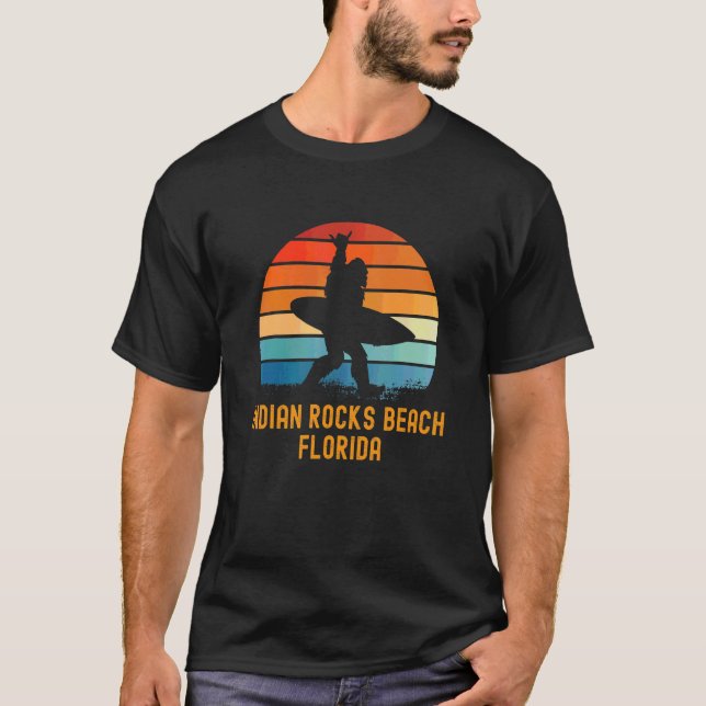 Camiseta Indian Rocks Beach Sasquatch Souvenir (Frente)