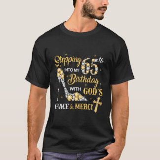Camiseta Indo Ao Meu 65º Aniversário Com A Graça De Deus E