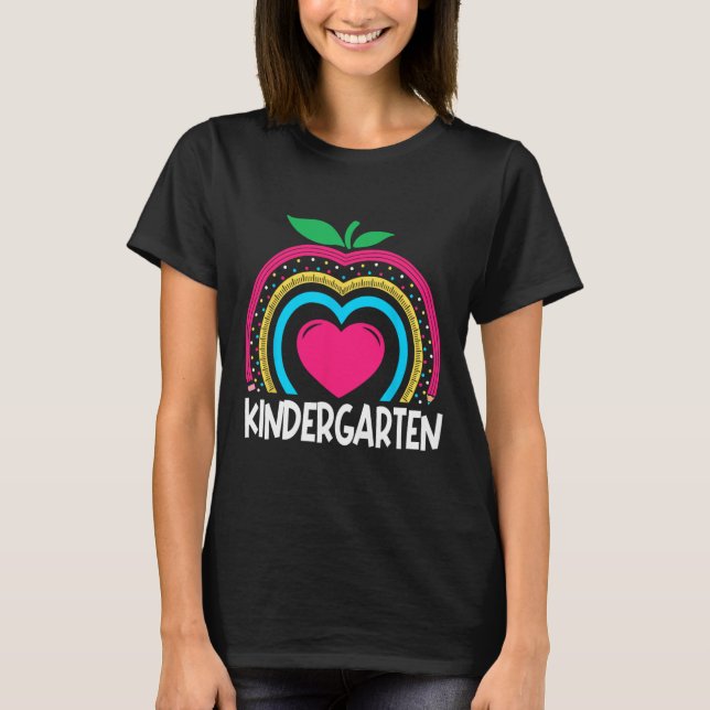 Camiseta infantário Boho Rainbow equipe de professores Kind (Frente)