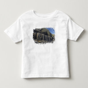 Camiseta Infantil Colunas de Basalto pela Caverna de Fingal, Staffa,