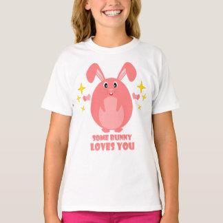 Camiseta infantil com um coelho fofo