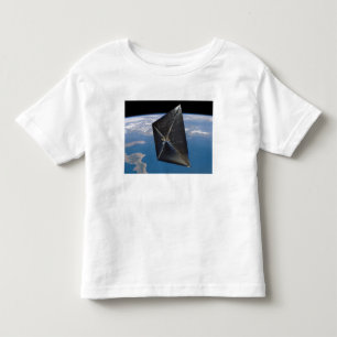 Camiseta Infantil Conceito do artista de NanoSail-D no espaço