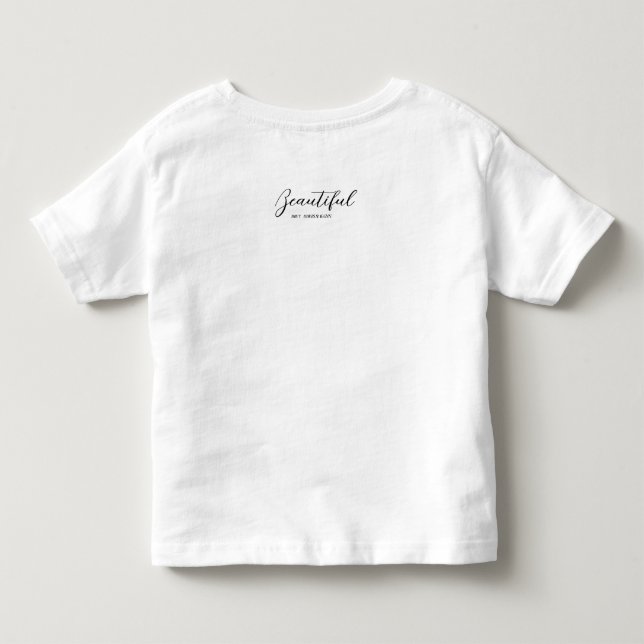 Camiseta Infantil de Manga Curta Minimalista com L (Verso)