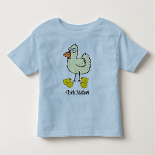 Camiseta Infantil Desenho da galinha do ímã do pintinho e dos