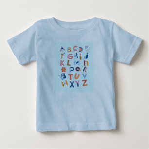 Camiseta infantil em alfabeto inglês