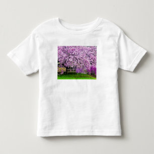 Camiseta Infantil EUA, Delaware, Wilmington. Banco de madeira sob