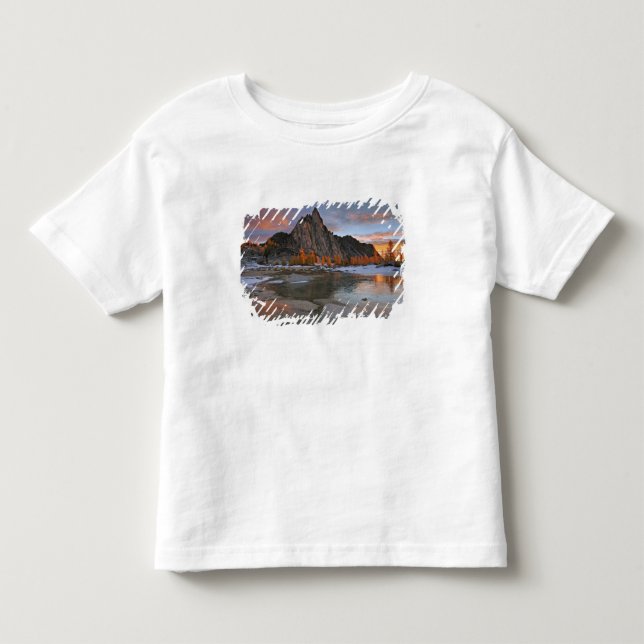 Camiseta Infantil EUA, Washington, Montanhas Cascade. Prusik (Frente)
