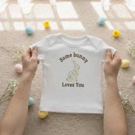 Camiseta infantil floral Some Bunny Loves You