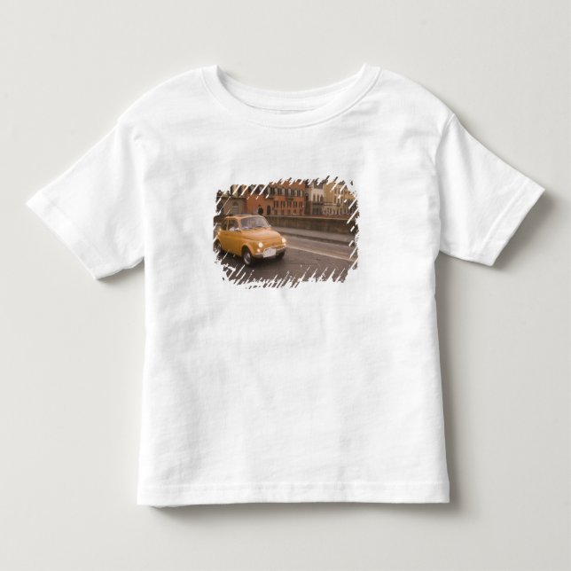 Camiseta Infantil Itália, Florença. Fiat 800 Rally cruza Arno (Frente)