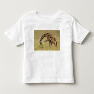 Camiseta Infantil Mãe e bebê Masai Giraffe, Giraffa