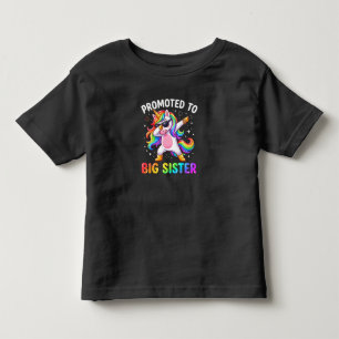 Camiseta infantil promovida a Irmã Mais Velha