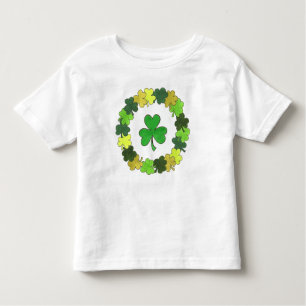 Camiseta Infantil Rua verde irlandesa Shamrock Wreath. Dia de Patric