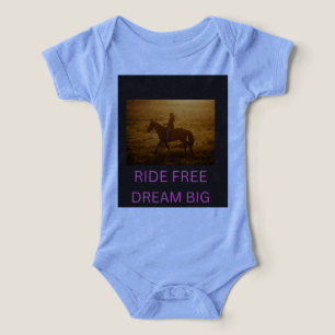 Camiseta infantil Sonhe Grande e Monte Grátis