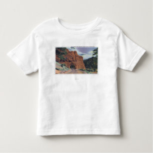 Camiseta Infantil Vista da garganta vermelha, perto da entrada do