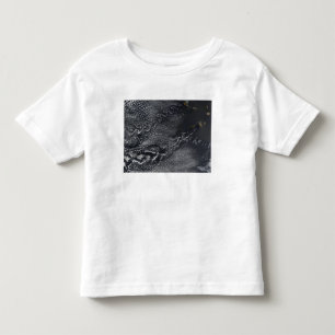 Camiseta Infantil Vortices da nuvem sobre as ilhas de Cabo Verde