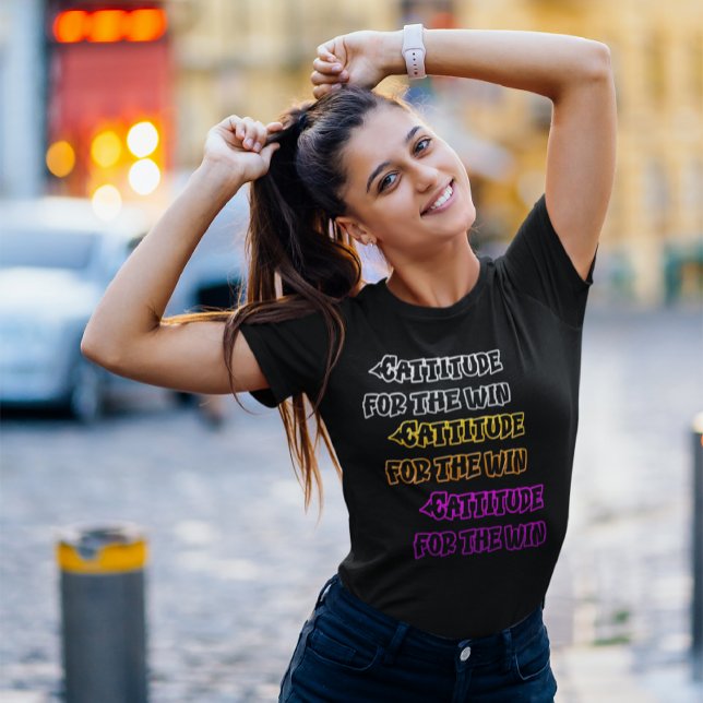 Camiseta Infinitas Reflexões Cattitude Para O Ganho (Criador carregado)