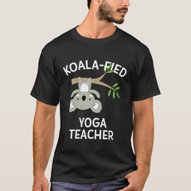 Camiseta Instrutor de Yoga Coala Fofo Piada Divertida Profe (Frente)