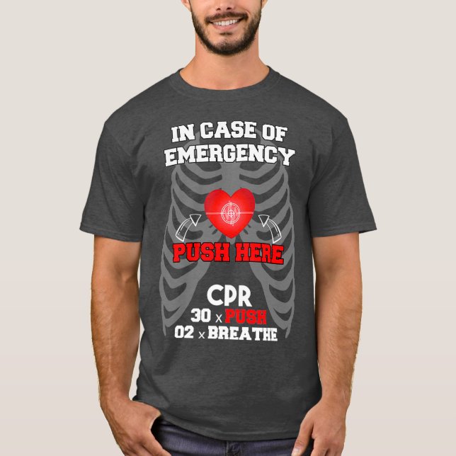 Camiseta Instrutor Engraçado Cpr Primeiro Auxílio para Enfe (Frente)
