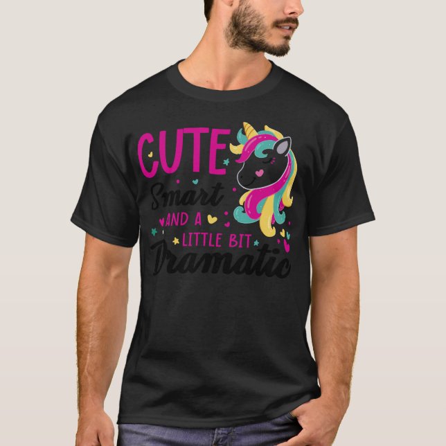 Camiseta Inteligente E Um Pouco Dramático (Frente)