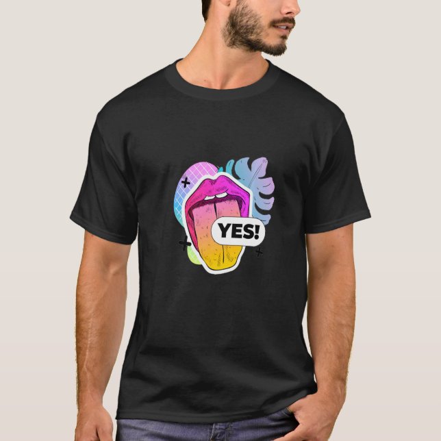 Camiseta Internet   Says Yes Kiss Mouth Tongue Lips (Frente)