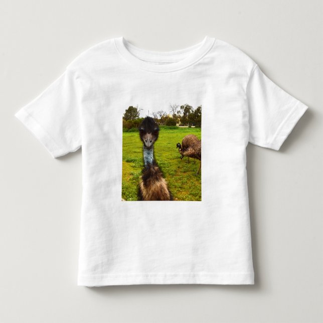 Camiseta "Interrupção Emplumada: O Grande Fotobomba de Emu" (Frente)