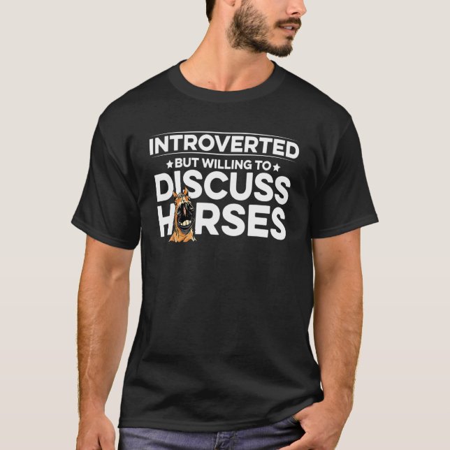 Camiseta Introvertido Mas Disposto a Discutir Cavalos Eques (Frente)