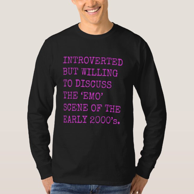 Camiseta Introvertido Mas Disposto a Discutir o Emo dos Ano (Frente)