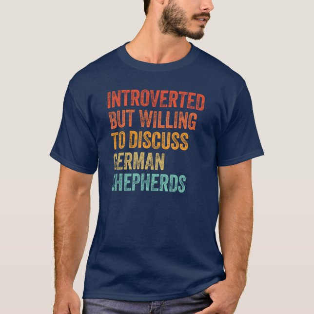 Camiseta Introvertido Mas Disposto a Discutir Pastores Alem (Frente)